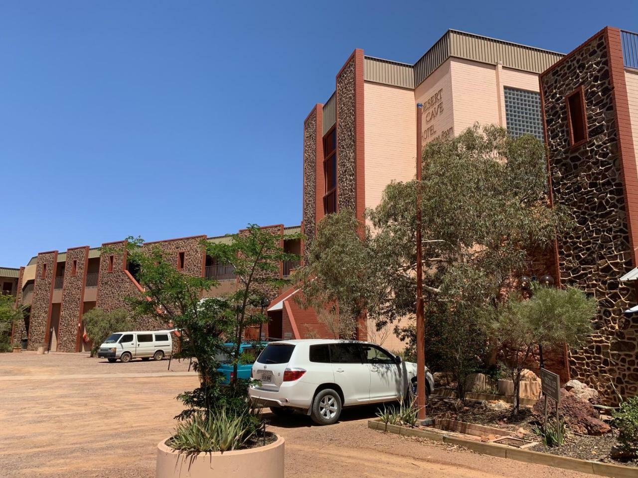 Desert Cave Hotel Coober Pedy Dış mekan fotoğraf