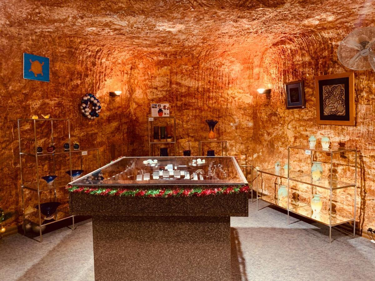 Desert Cave Hotel Coober Pedy Dış mekan fotoğraf