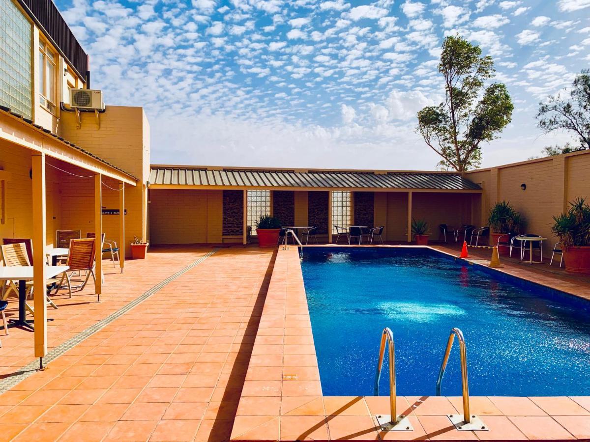 Desert Cave Hotel Coober Pedy Dış mekan fotoğraf